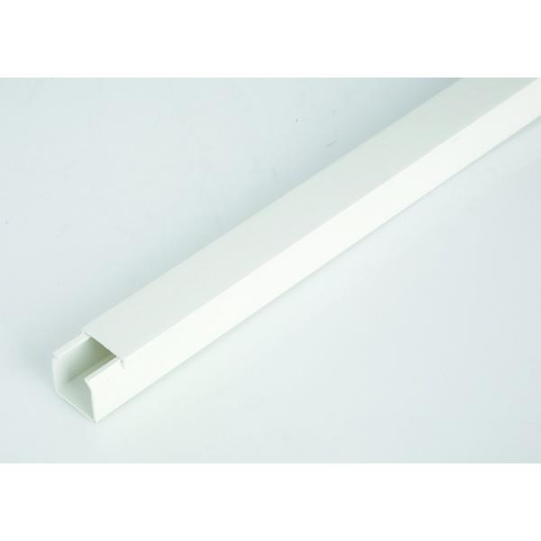 CANAL PVC CON CUBIERTA 25x25mm